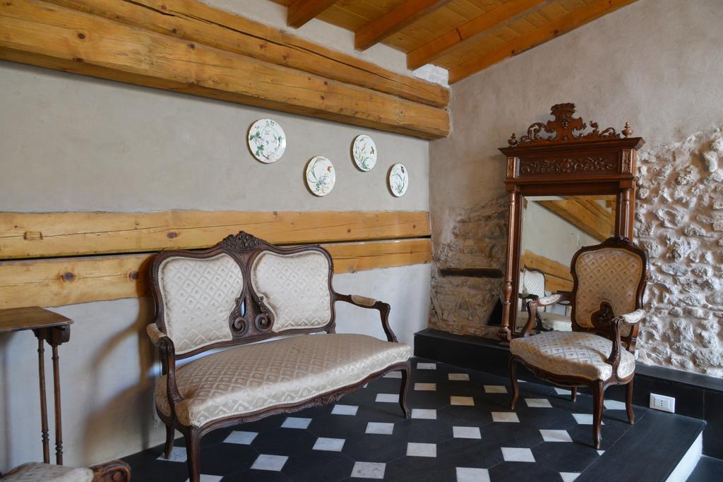 La Terrazza Di Vico Olivi B&B Ventimiglia Bagian luar foto